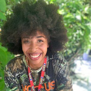 Meet your Posher, Erica